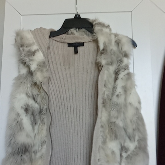 Jessica Simpson  Fur Trimmed Full Zip Hooded Vest Size L - Picture 3 of 5